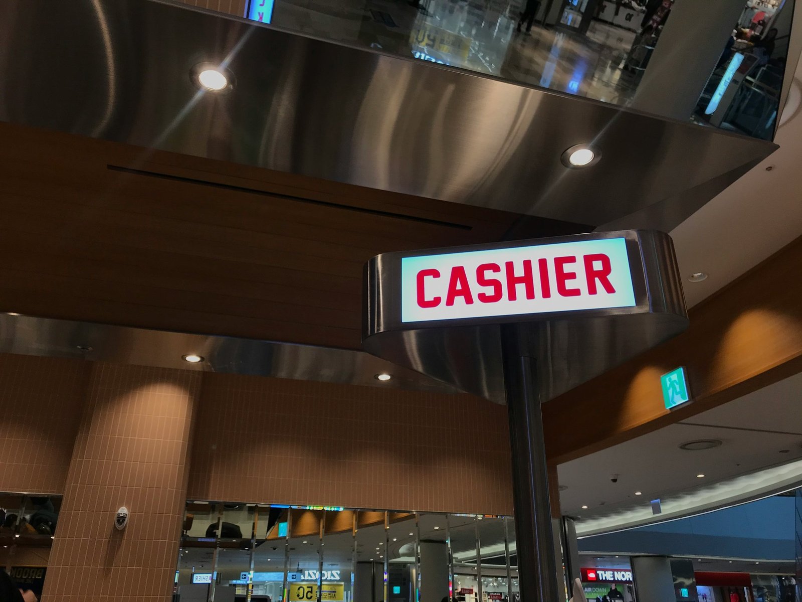 Infographic showing tips to maximize cashback rewards