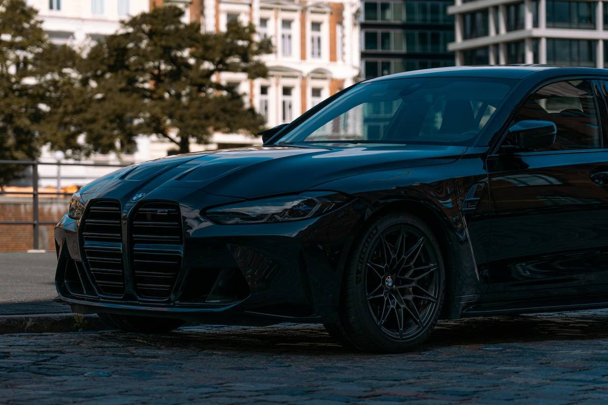 The Ultimate Benefits List of Metal Credit Cards: Why They’re Worth Every Swipe